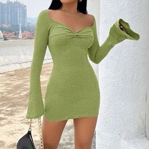 SHEIN Twist Front Flounce Sleeve Bodycon Dress